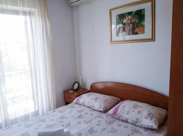 Apartmani Jovic Макарска Экстерьер фото