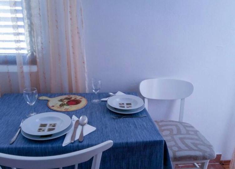 Apartmani Jovic Макарска Экстерьер фото