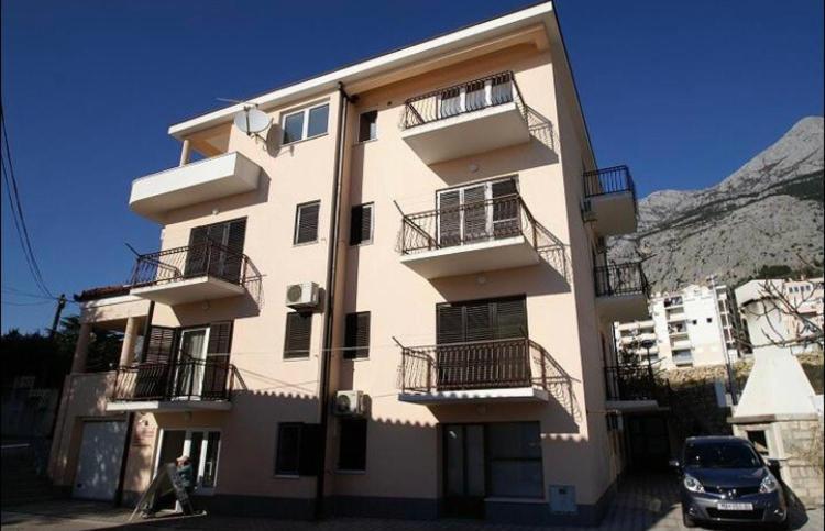 Apartmani Jovic Макарска Экстерьер фото